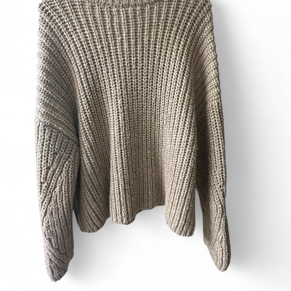 Aerie Taupe Knit Crew Neck Sweater - Picture 3 of 4